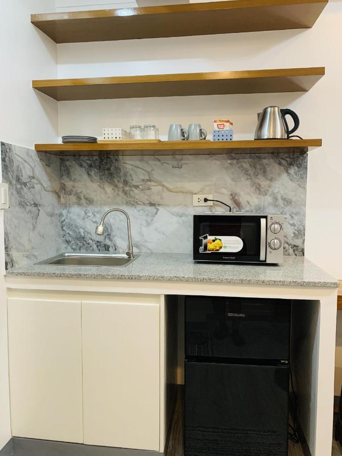 Cozy Unit At The Heart Of Balanga City Exteriör bild